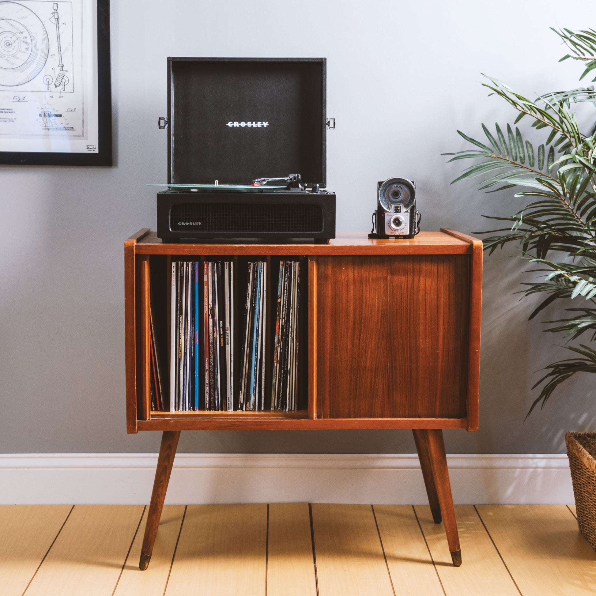 Crosley Voyager Black - Bluetooth Portable Turntable-Crosley-Mood