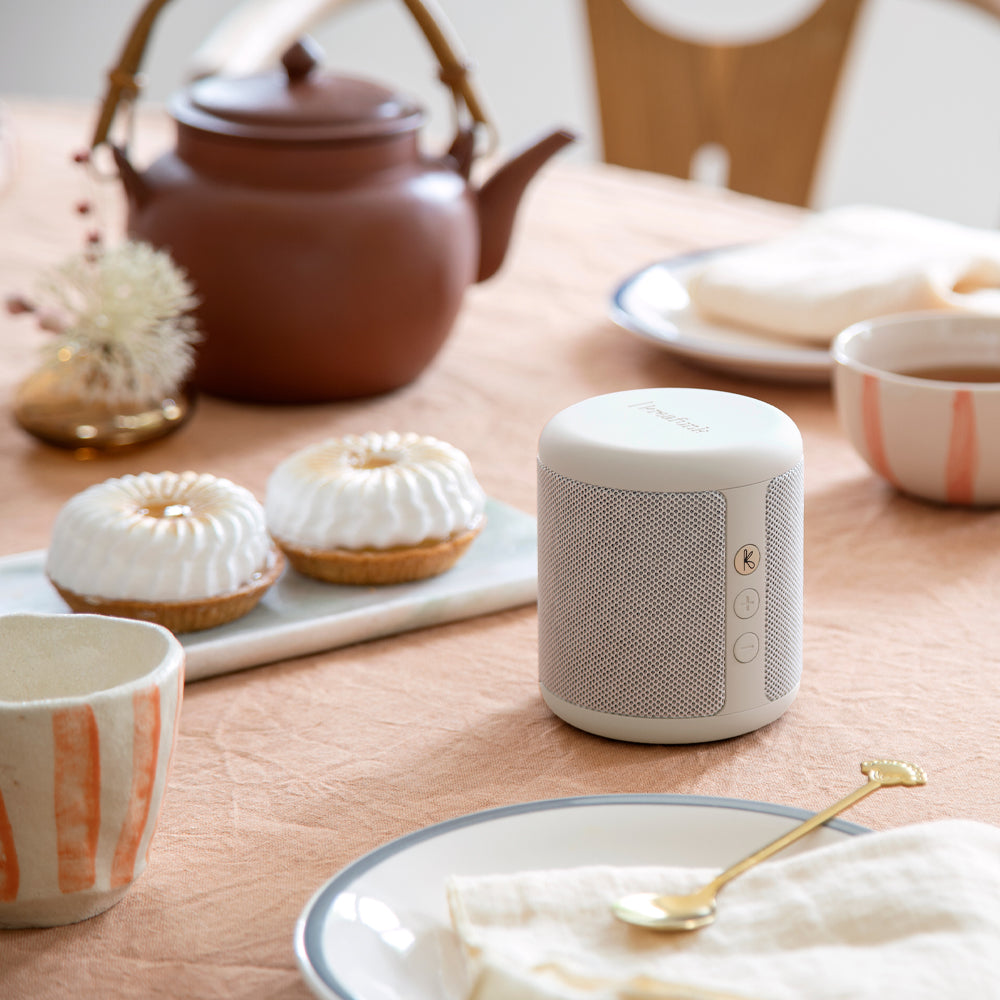 Kreafunk Karl Bluetooth Speaker - Soft White-Kreafunk-Mood